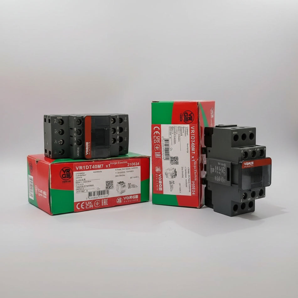 VR1D T40 ( Kontaktor Kapasitor 4 Kutub/Pole )